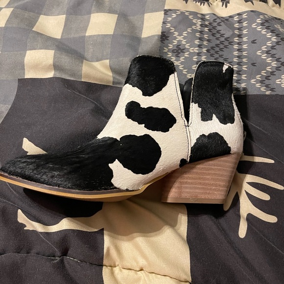 Corkys cow print hair boots size 8 - Picture 5 of 8